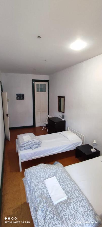 אבורה Hostel Raymundo מראה חיצוני תמונה