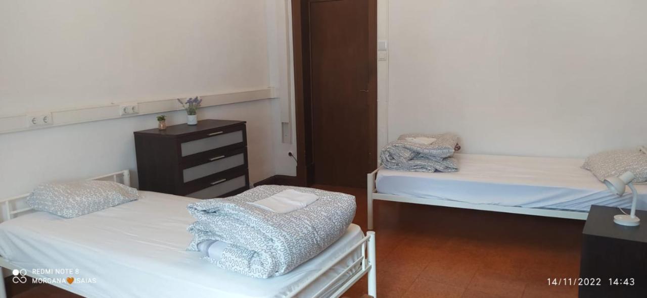 אבורה Hostel Raymundo מראה חיצוני תמונה