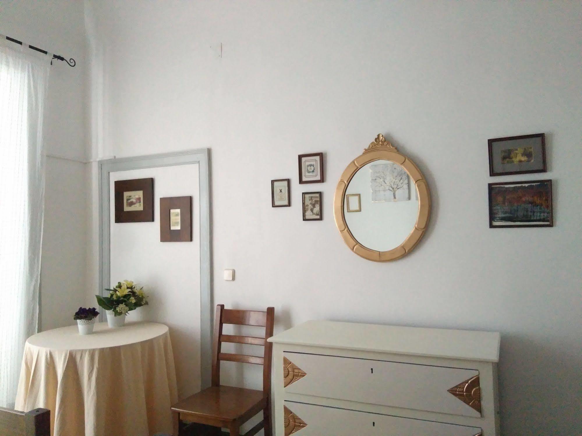 אבורה Hostel Raymundo מראה חיצוני תמונה