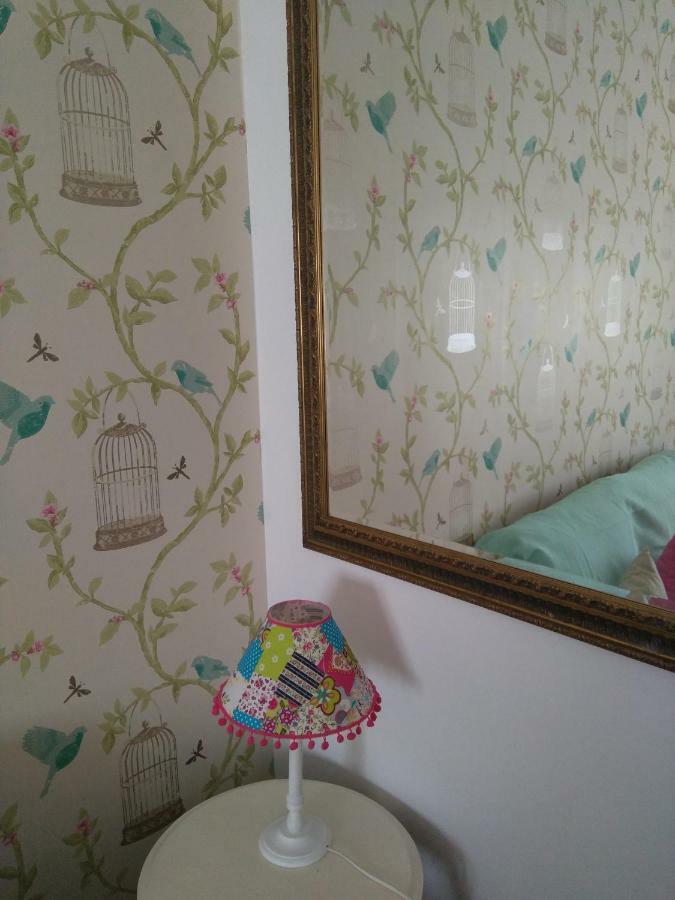 אבורה Hostel Raymundo מראה חיצוני תמונה